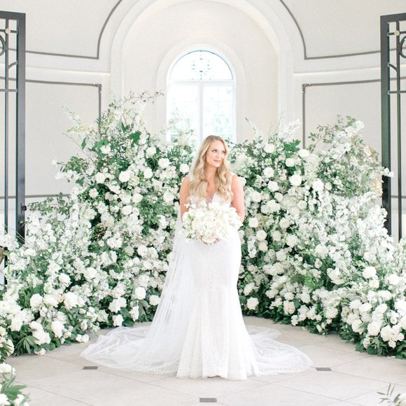 Hi! I'm Danielle - Picture 1 of 2